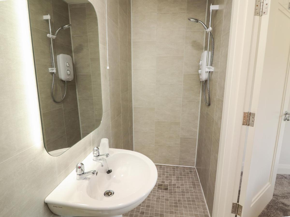 Coolnaharragill Lower Annexe Киларни Екстериор снимка